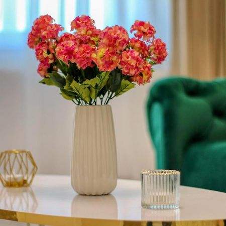 Cozyflat In The Central אראד מראה חיצוני תמונה